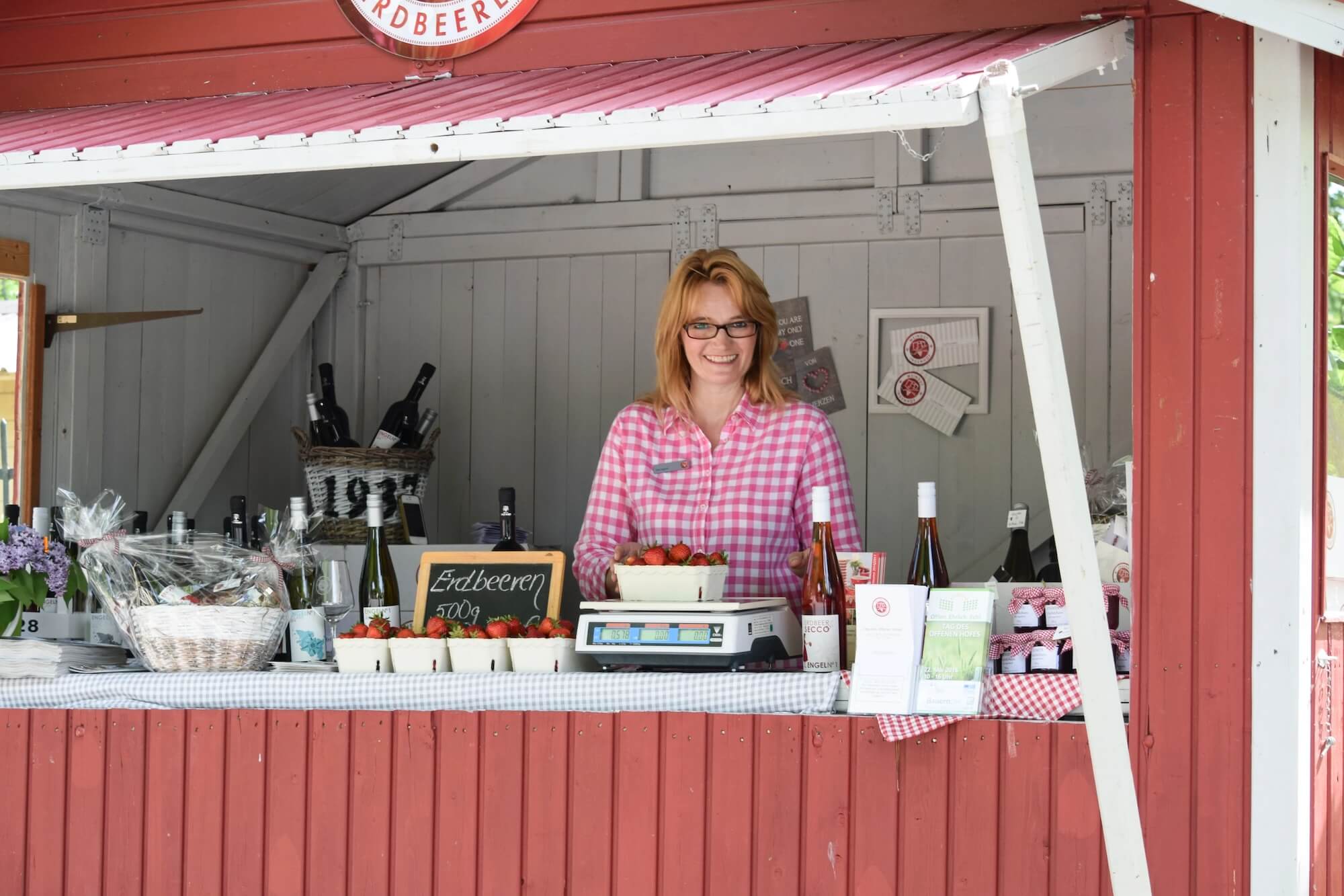 Erdbeeren und Wein aus Schleswig- Holstein gibt es auf dem Obst- und Weingut Ingenhof in Ostholstein.